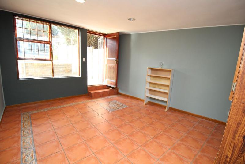 To Let 1 Bedroom Property for Rent in Blommendal Western Cape